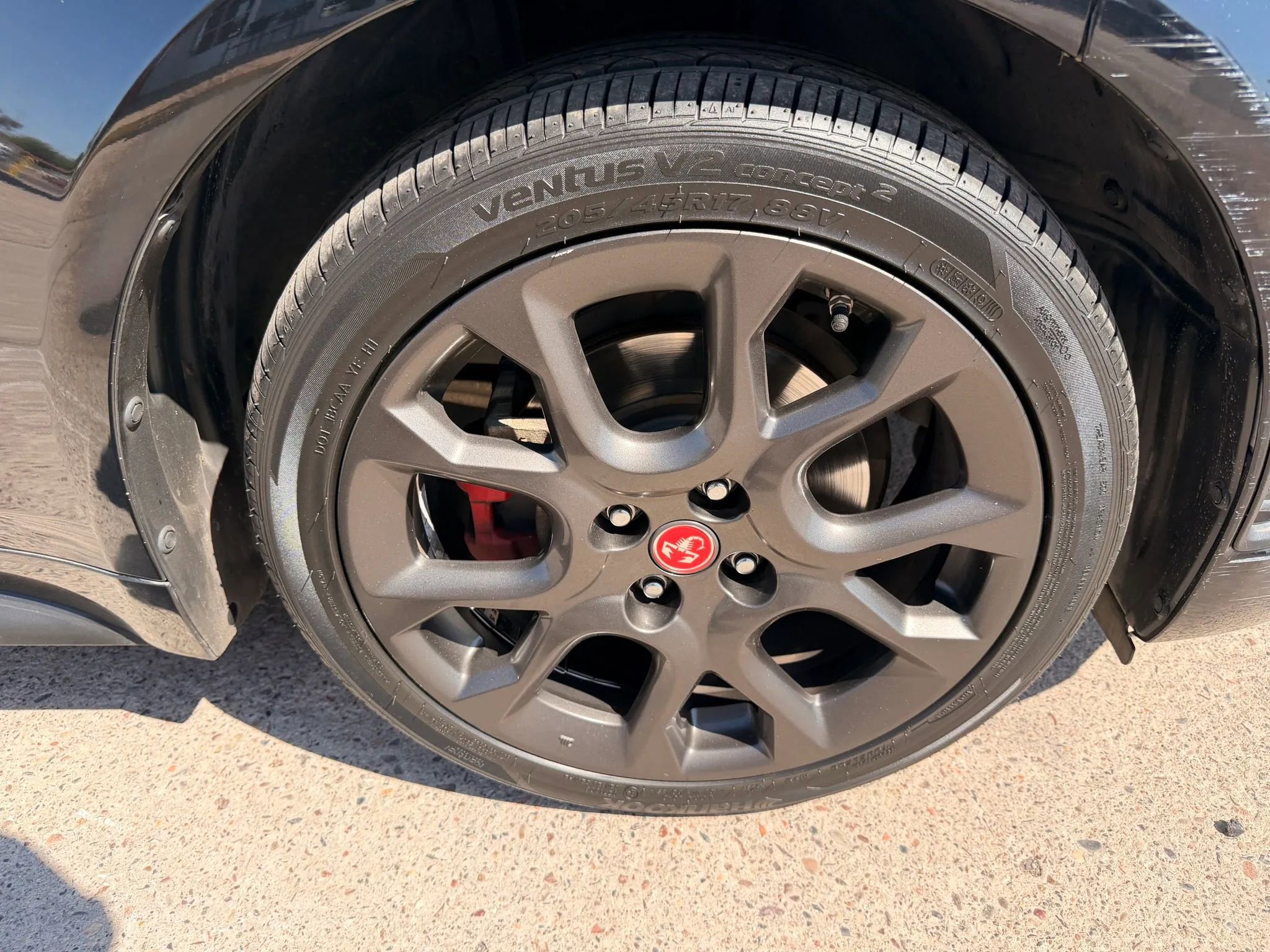 Used 2018 FIAT 124 Spider Abarth w/ Convenience Group RWD image 37