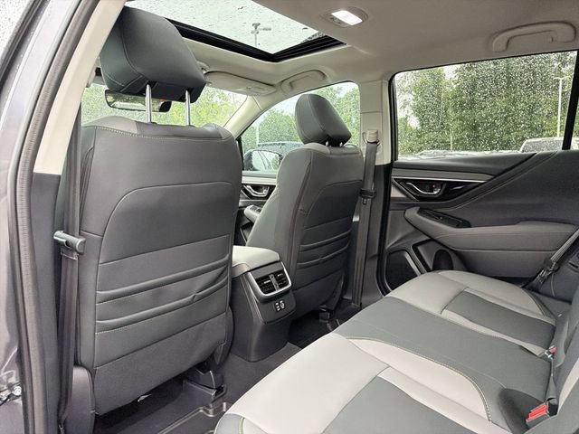 Certified 2025 Subaru Outback Onyx Edition AWD/4WD image 12