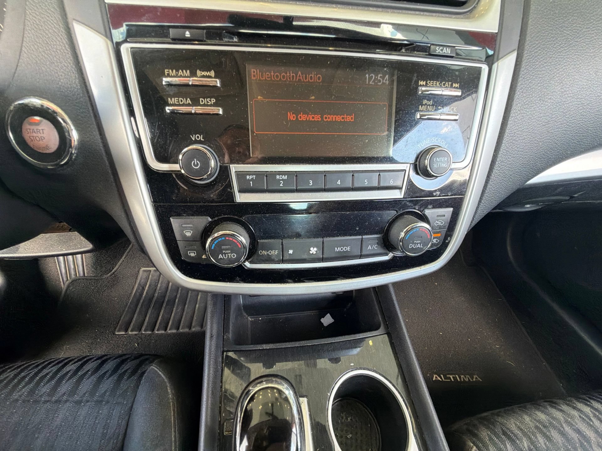 Used 2018 Nissan Altima 2.5 SV FWD image 15