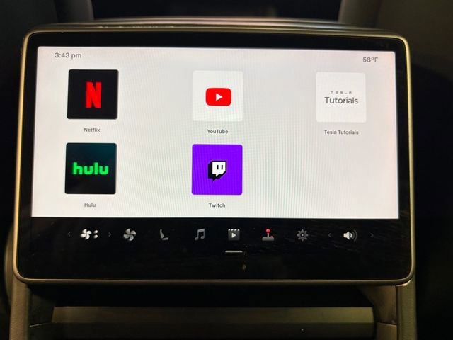 Used 2025 Tesla Model 3 Long Range image 22