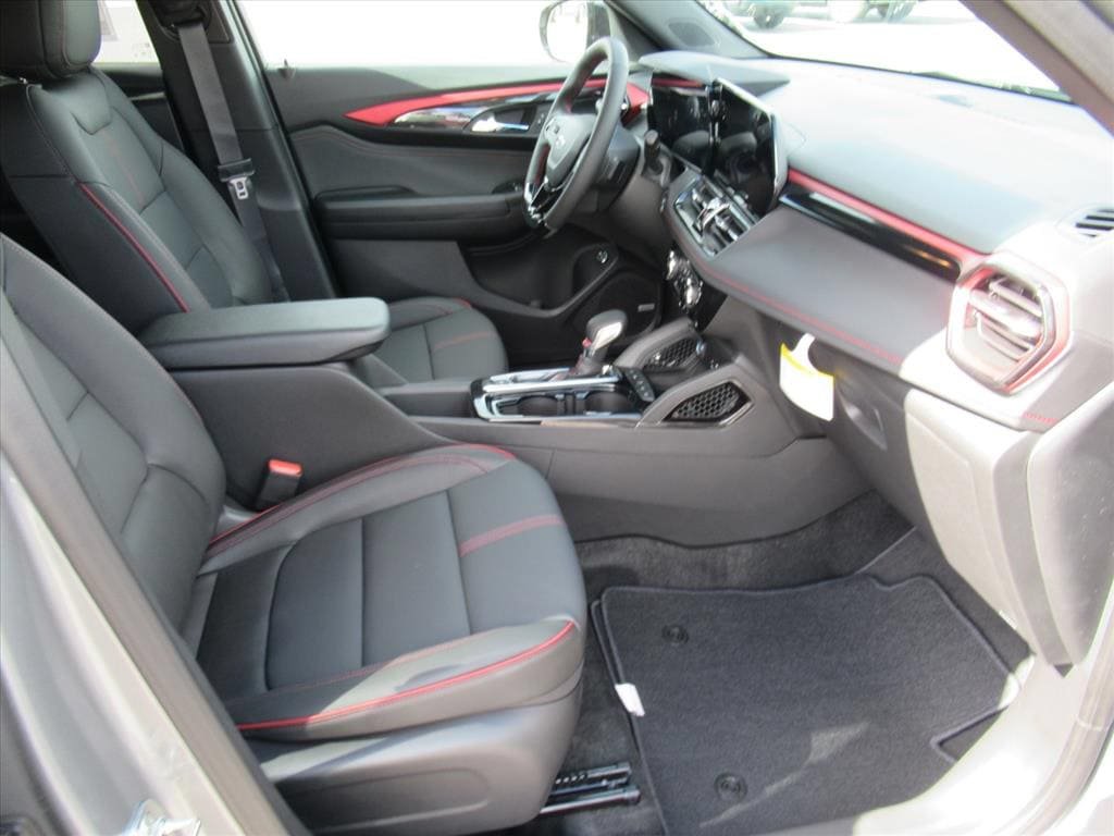 New 2026 Chevrolet TrailBlazer RS w/ Convenience Package FWD image 11
