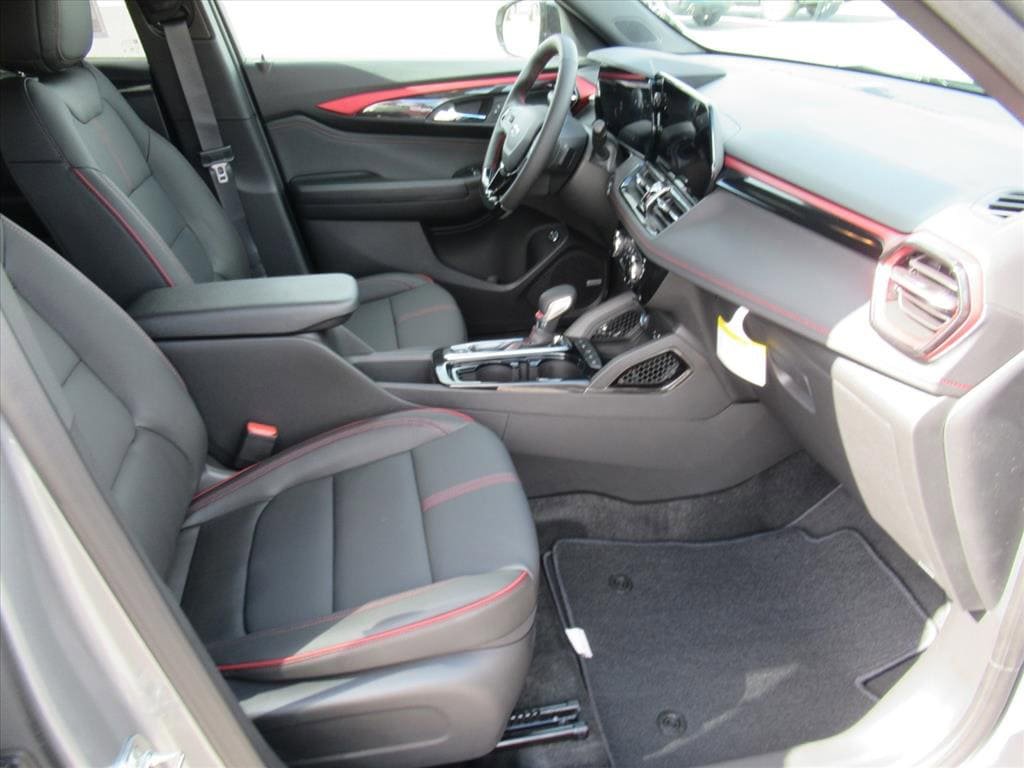New 2026 Chevrolet TrailBlazer RS w/ Convenience Package FWD image 11