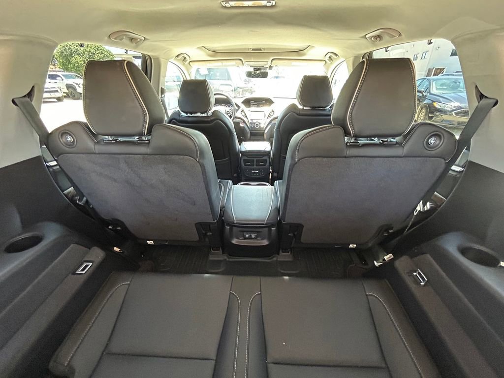 Used 2019 Acura MDX FWD w/ Advance Package image 16
