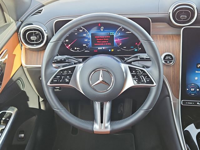 Used 2024 Mercedes-Benz GLC 300 image 4