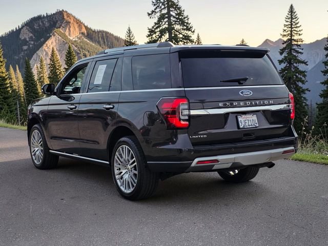 Used 2024 Ford Expedition Limited image 5