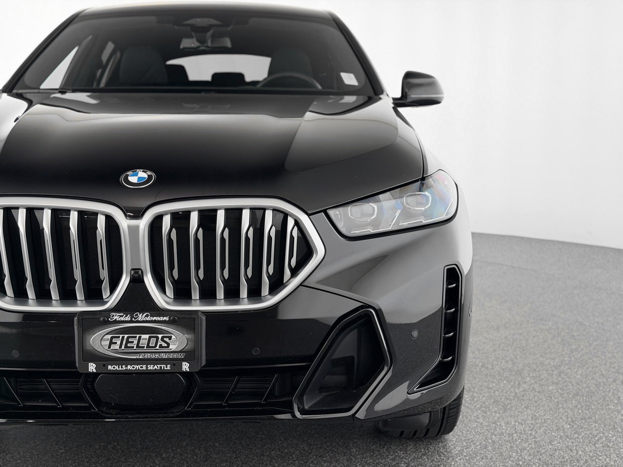 Used 2026 BMW X6 xDrive40i w/ Climate Comfort Package AWD/4WD image 44