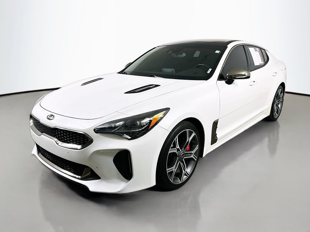 Used 2020 Kia Stinger GT1 RWD image 3