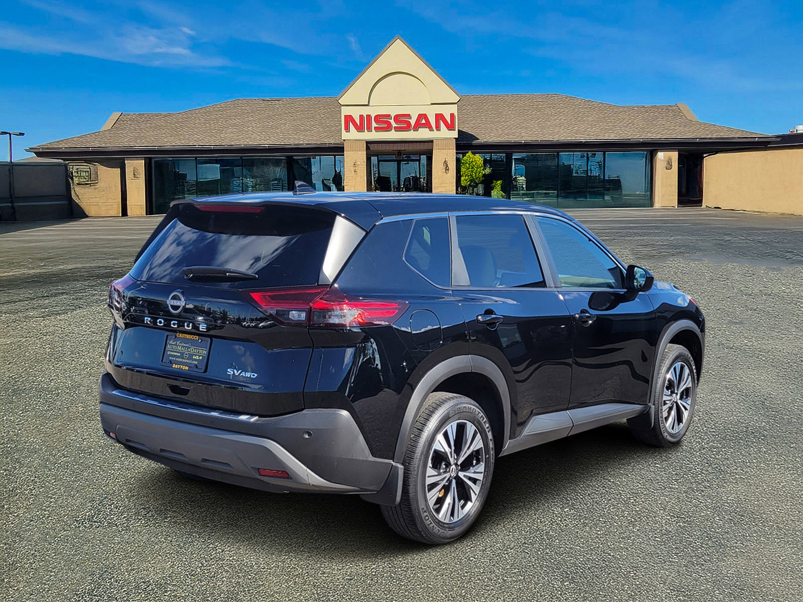 Certified 2023 Nissan Rogue SV image 4