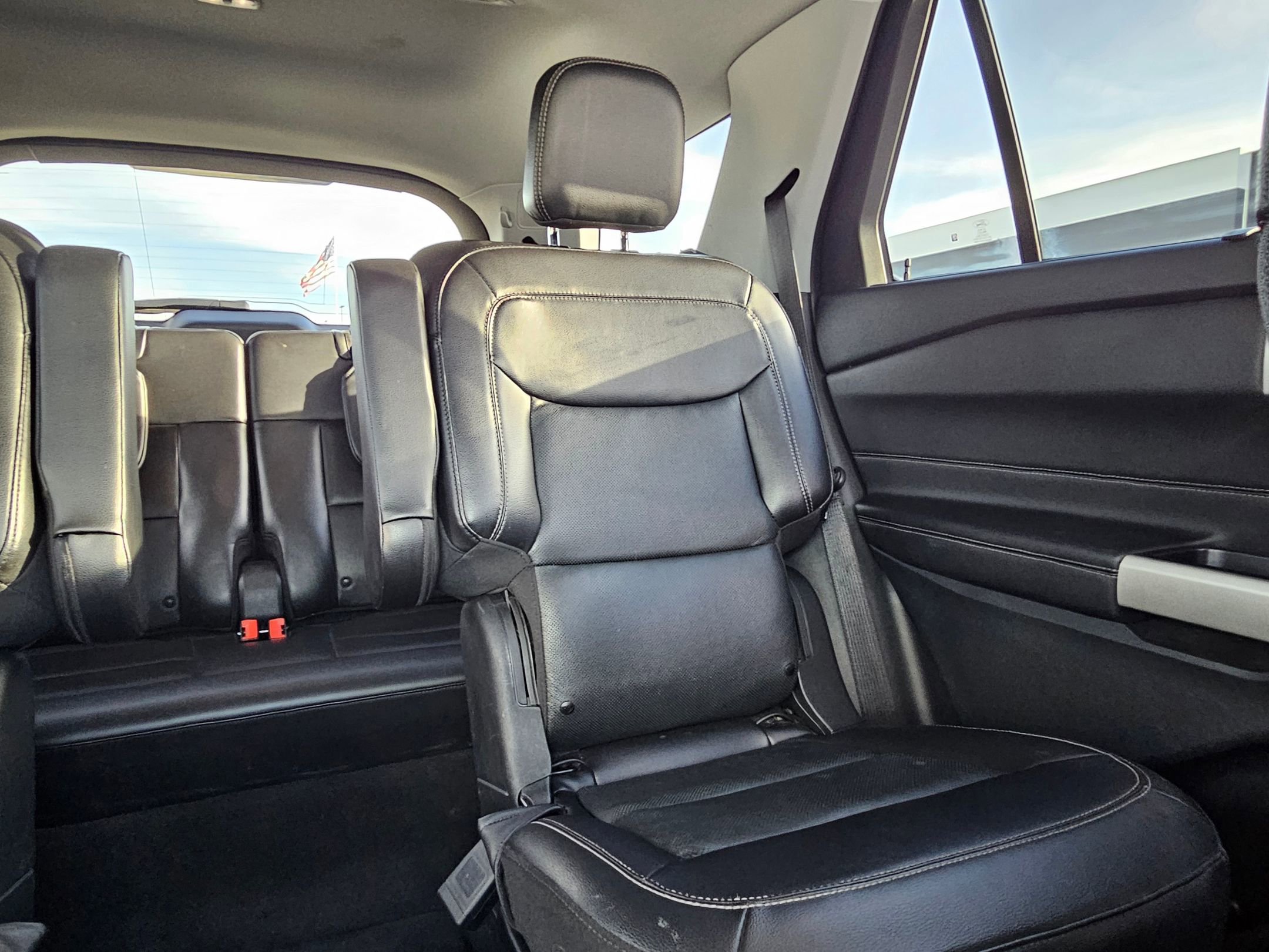 Used 2021 Ford Explorer Limited w/ Equipment Group 301A image 26