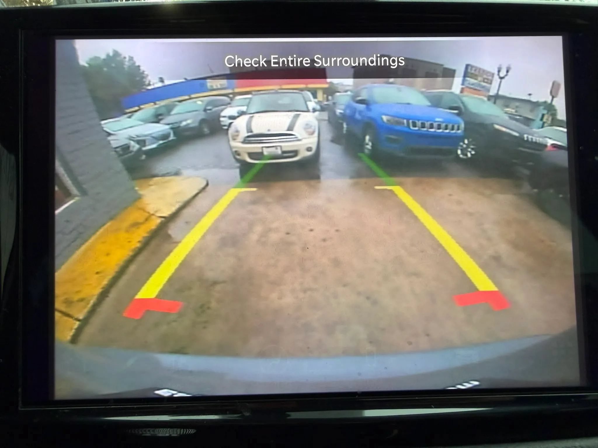 Used 2022 Chrysler Pacifica Touring-L FWD image 17