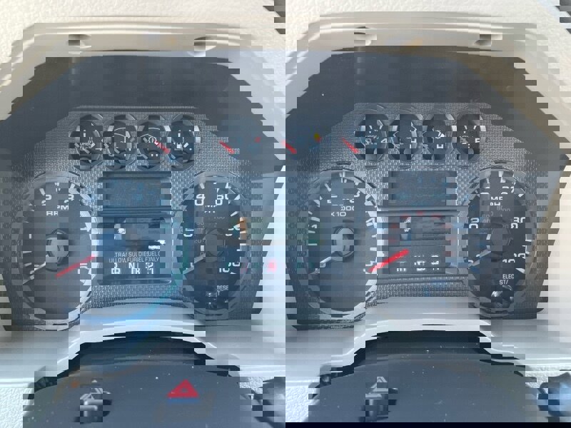 Used 2008 Ford F550 4x4 Regular Cab Super Duty image 16