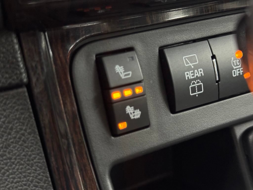 Used 2015 Chevrolet Traverse LT FWD image 5