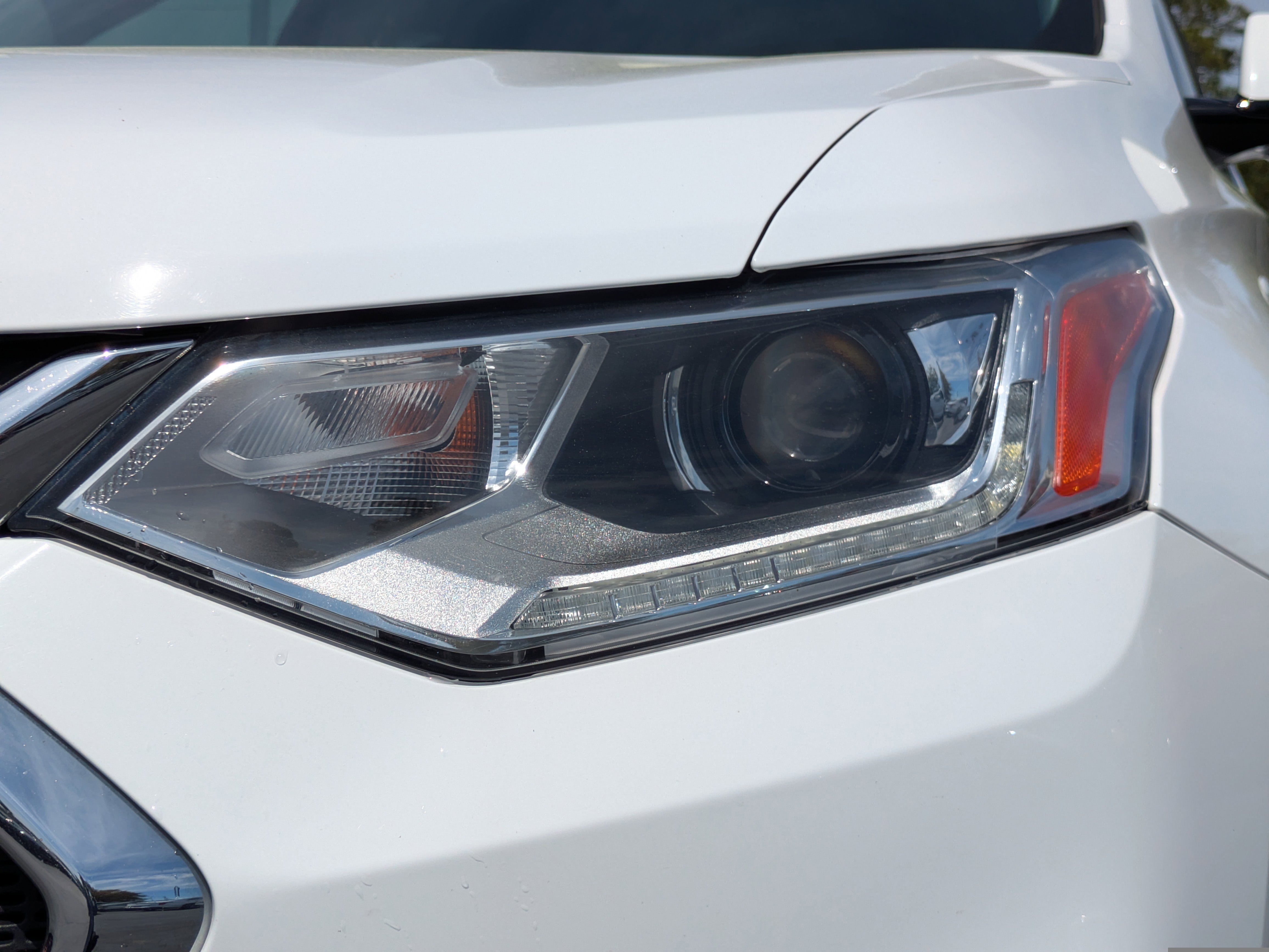 Used 2020 Chevrolet Traverse LT image 32