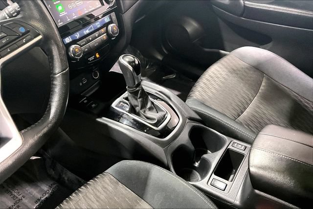 Used 2019 Nissan Rogue SV AWD/4WD image 23