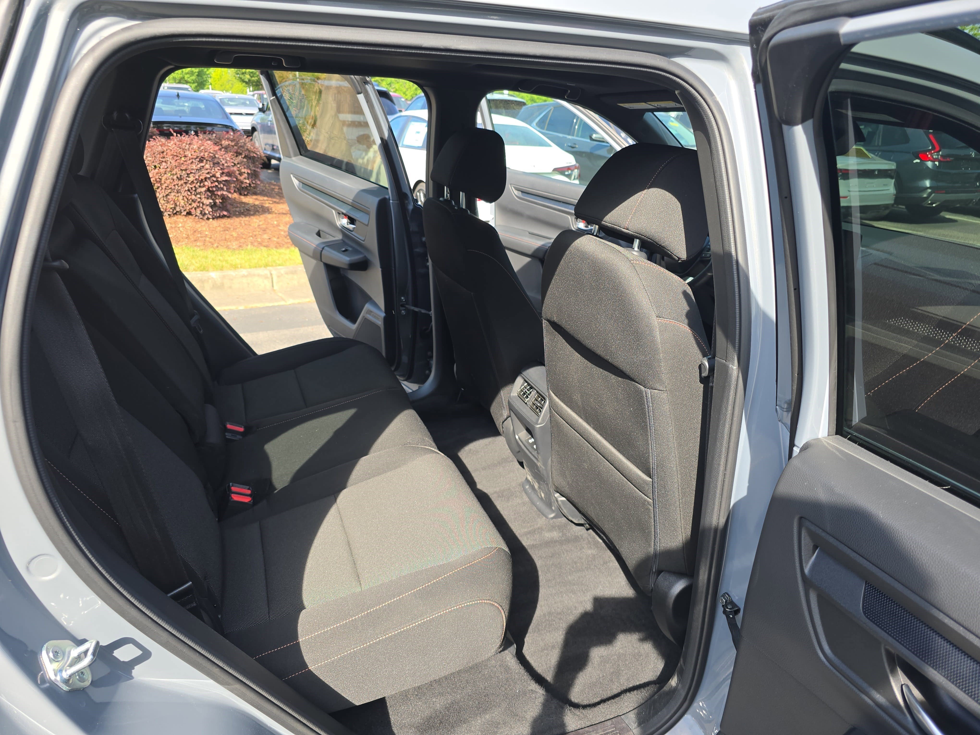 Used 2024 Honda CR-V Sport image 11