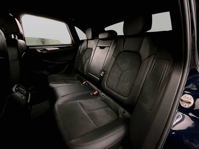 Used 2017 Porsche Macan AWD/4WD image 25