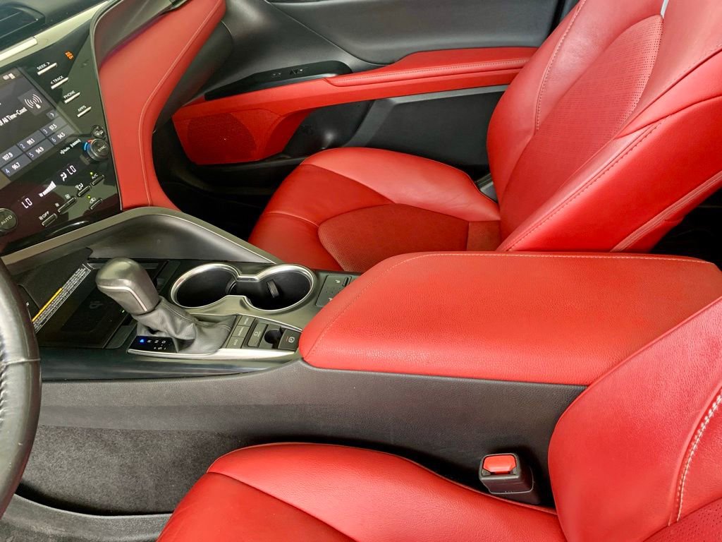 Used 2020 Toyota Camry XSE FWD image 41
