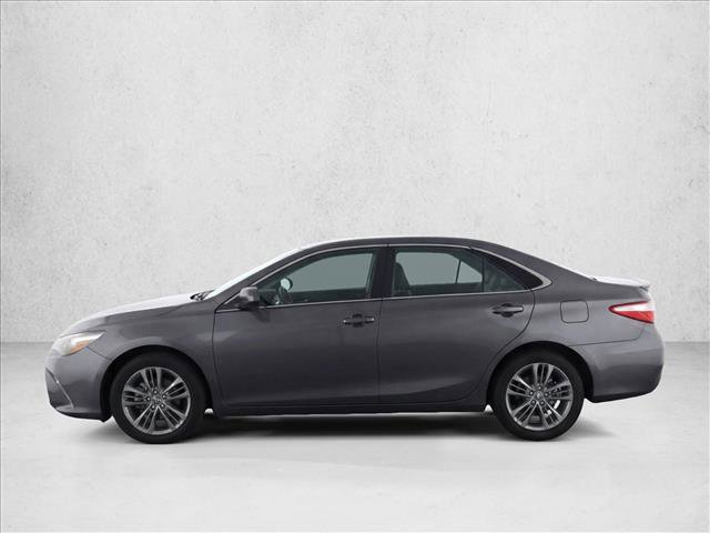 Used 2016 Toyota Camry SE FWD video 4