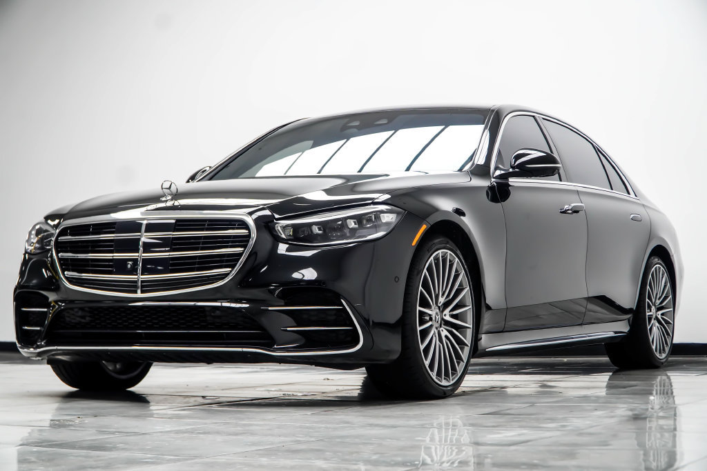 Used 2023 Mercedes-Benz S 500 4MATIC w/ AMG Line image 14