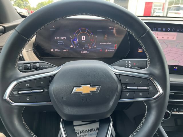 Used 2025 Chevrolet Traverse LT AWD/4WD image 17