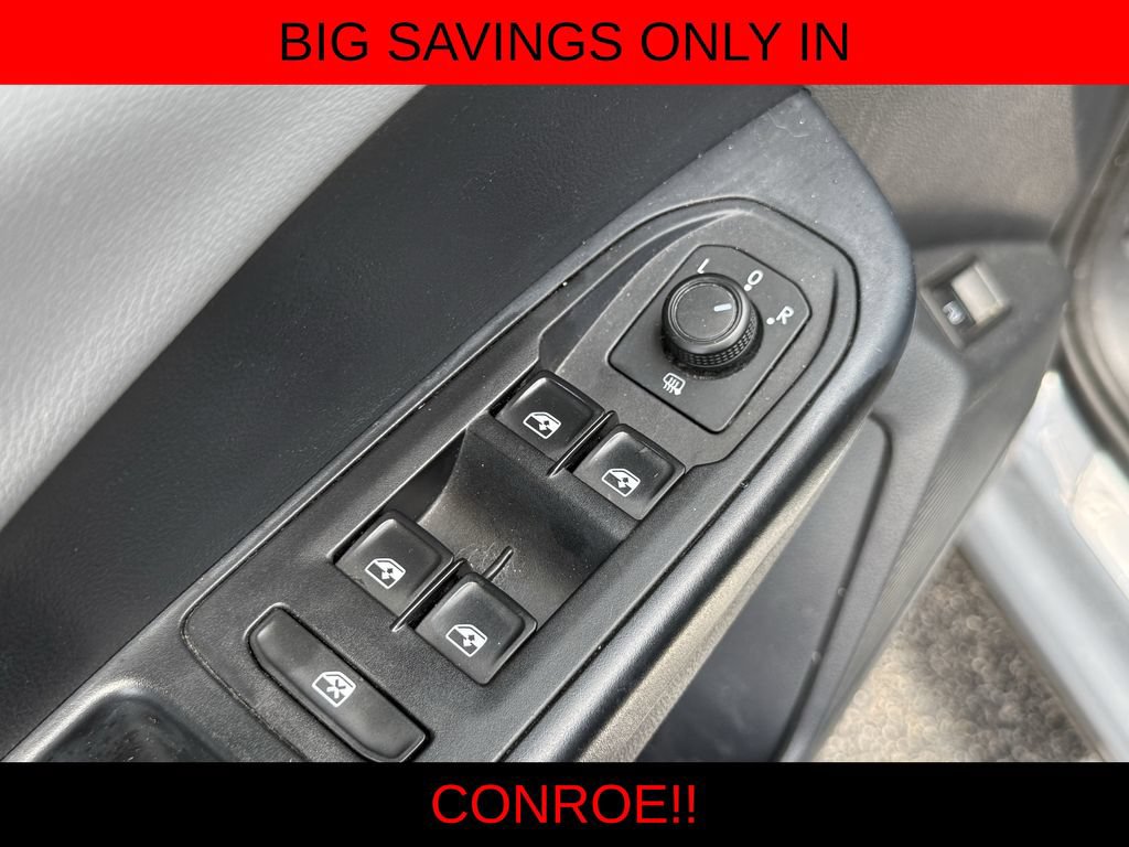 Used 2023 Volkswagen Taos SE FWD image 11
