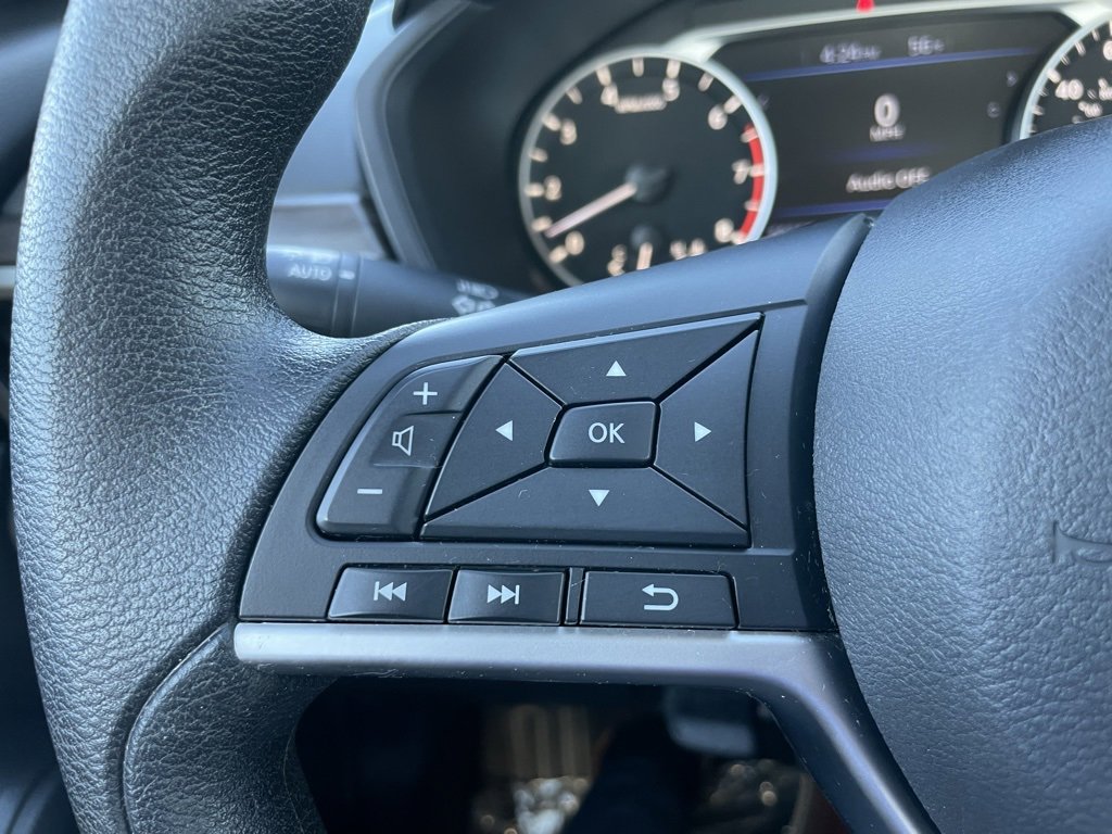 Used 2024 Nissan Altima 2.5 SV image 21