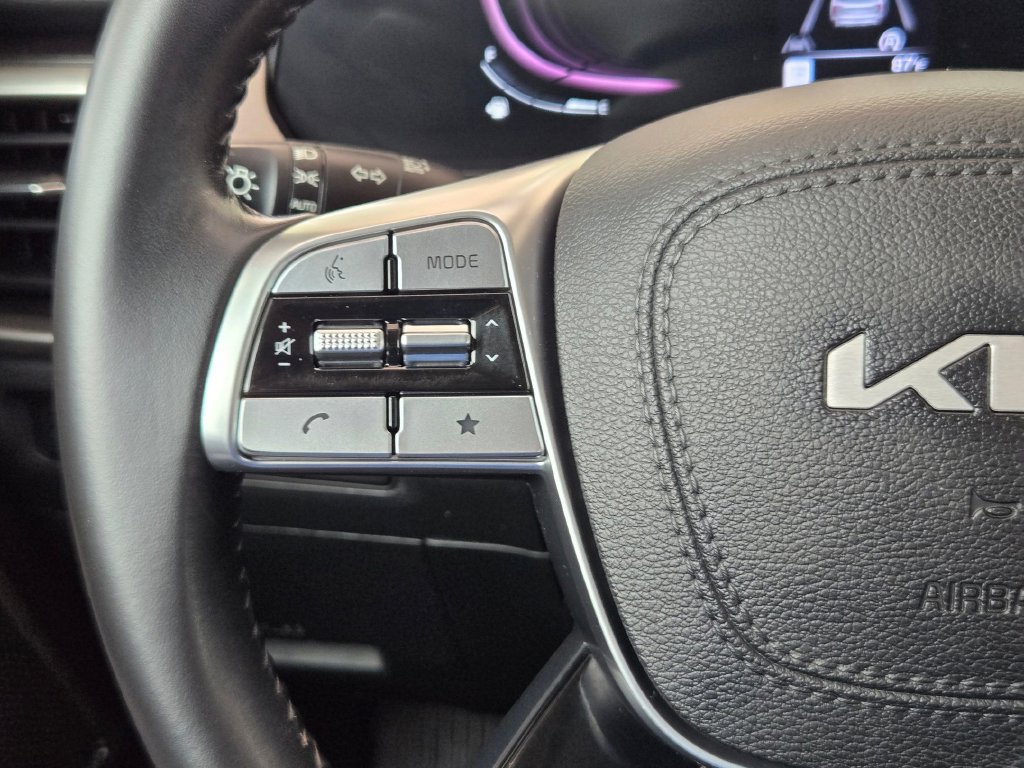 Used 2023 Kia Telluride S FWD image 23