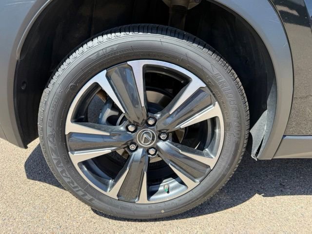 Used 2021 Lexus UX 250h w/ Accessory Package (Z1) AWD/4WD image 40