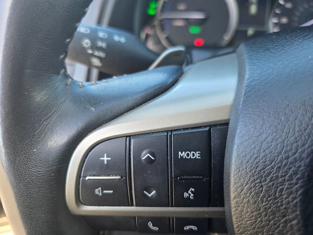 Used 2021 Lexus RX 450h AWD w/ Premium Package image 26