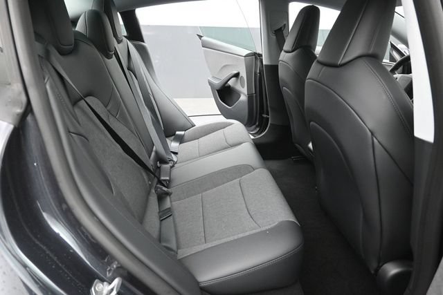 Used 2025 Tesla Model 3 RWD image 22