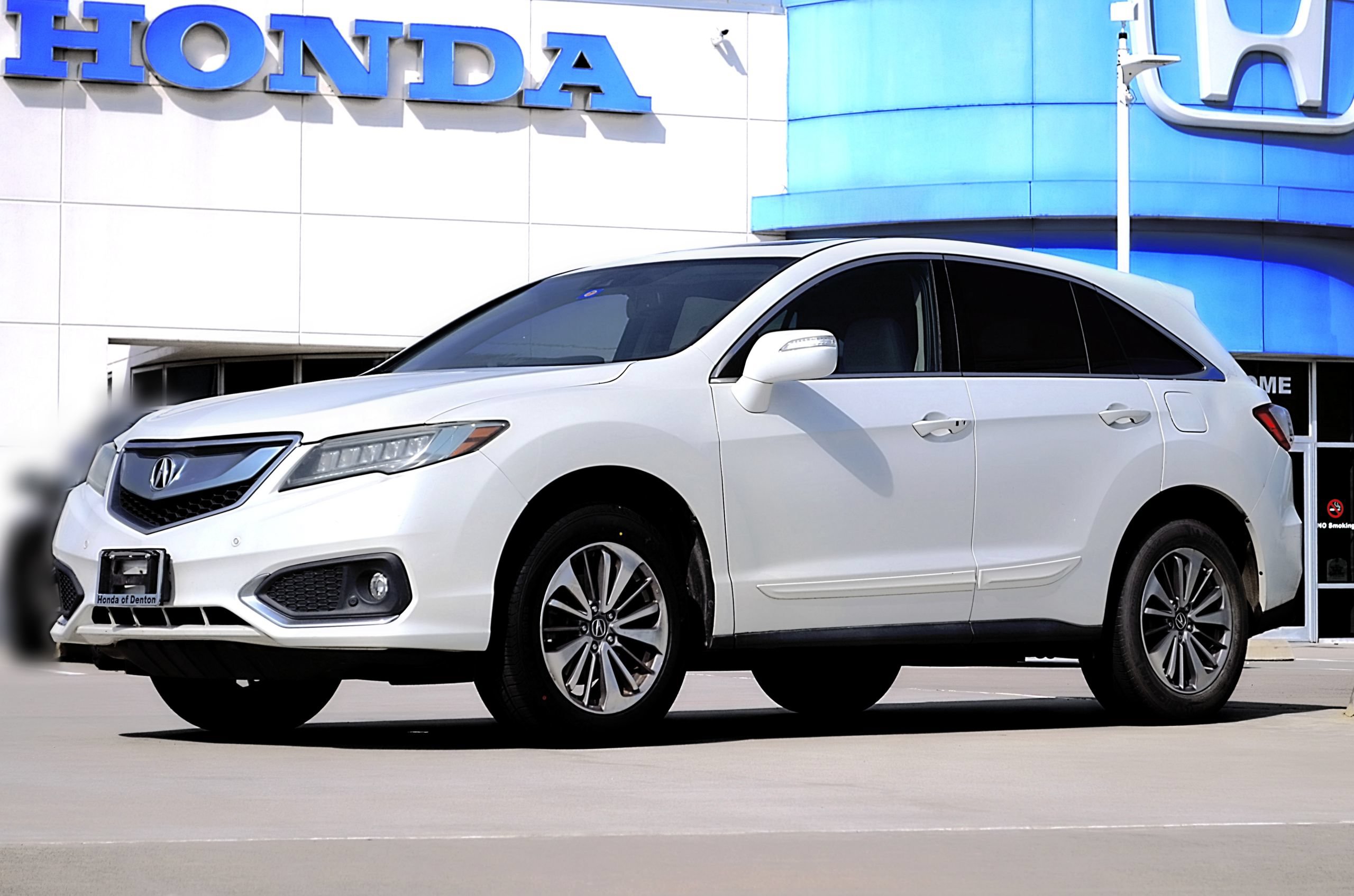 Used 2016 Acura RDX FWD w/ Advance Package image 1