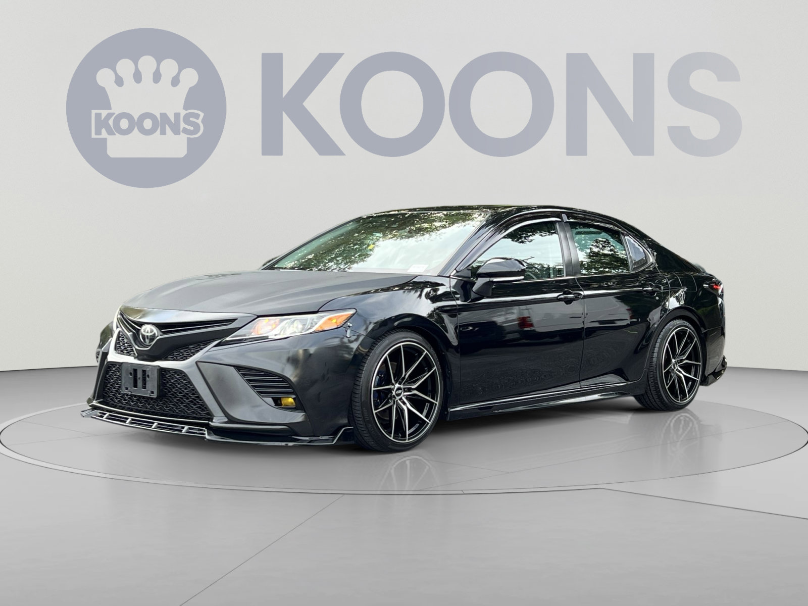 Used 2019 Toyota Camry SE w/ Audio Package
