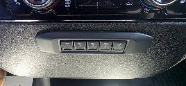 Used 2024 Chevrolet Silverado 3500 LT w/ Convenience Package AWD/4WD image 22