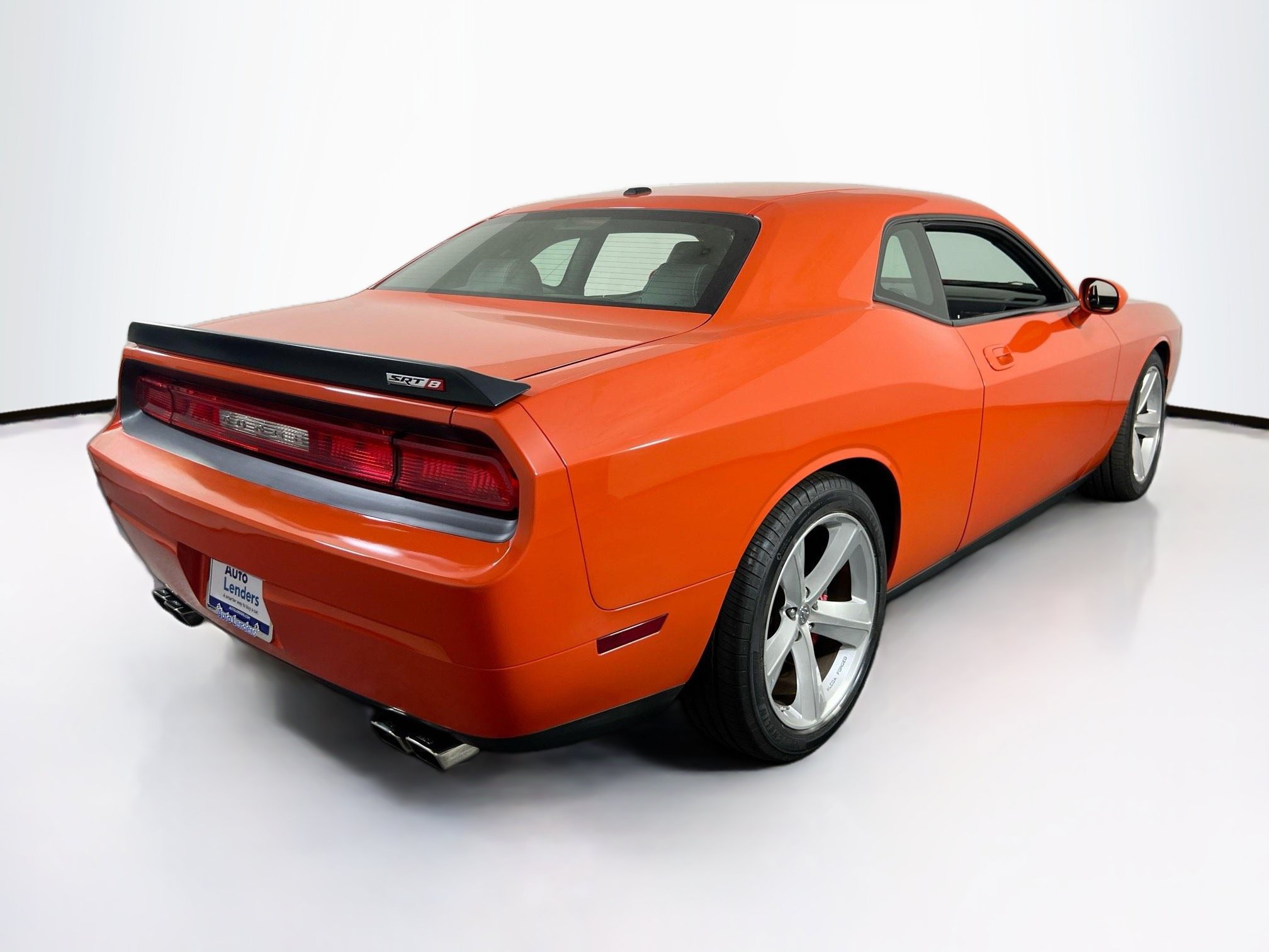 Used 2009 Dodge Challenger SRT8 RWD image 5