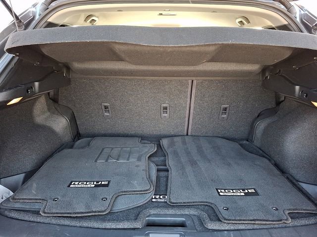 Used 2020 Nissan Rogue Sport SV image 28