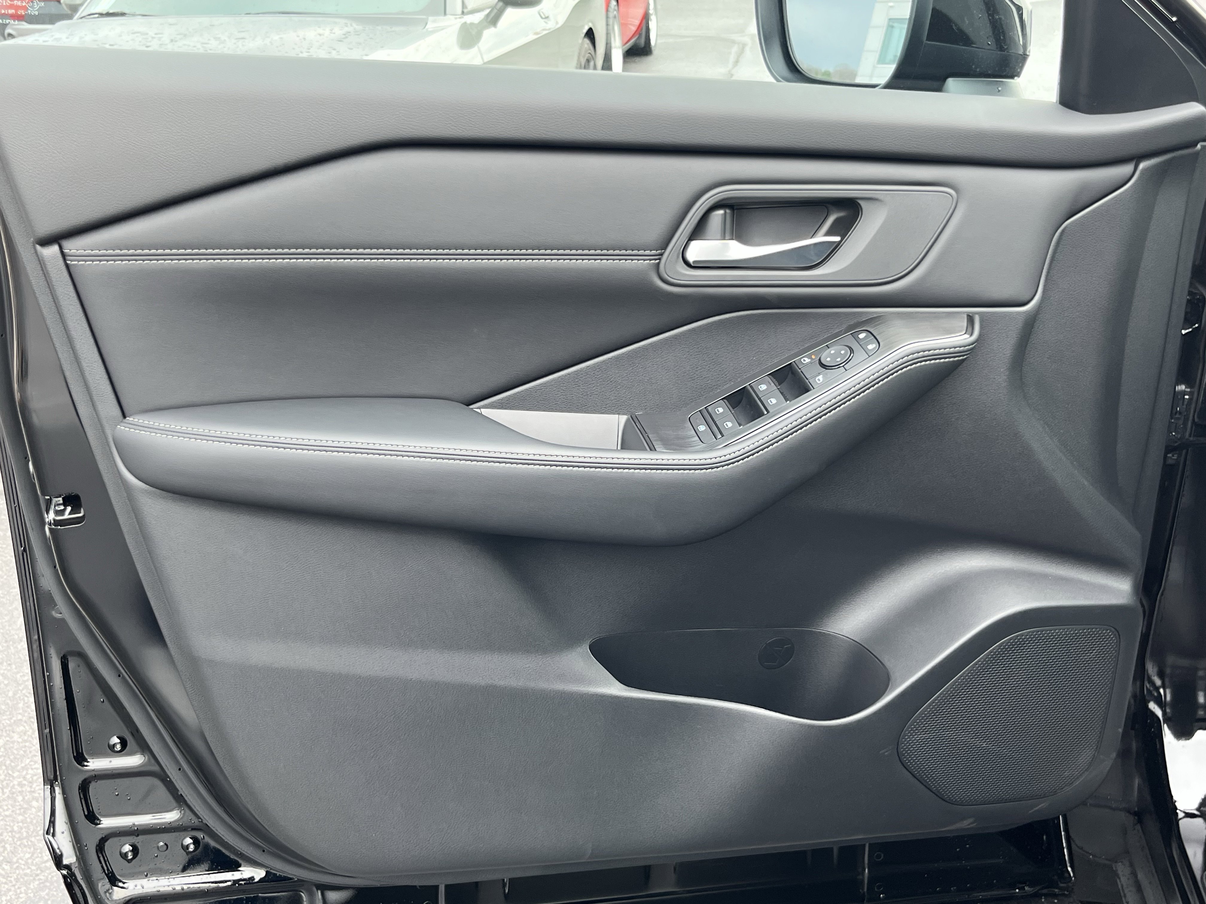 New 2026 Nissan Rogue SV image 11