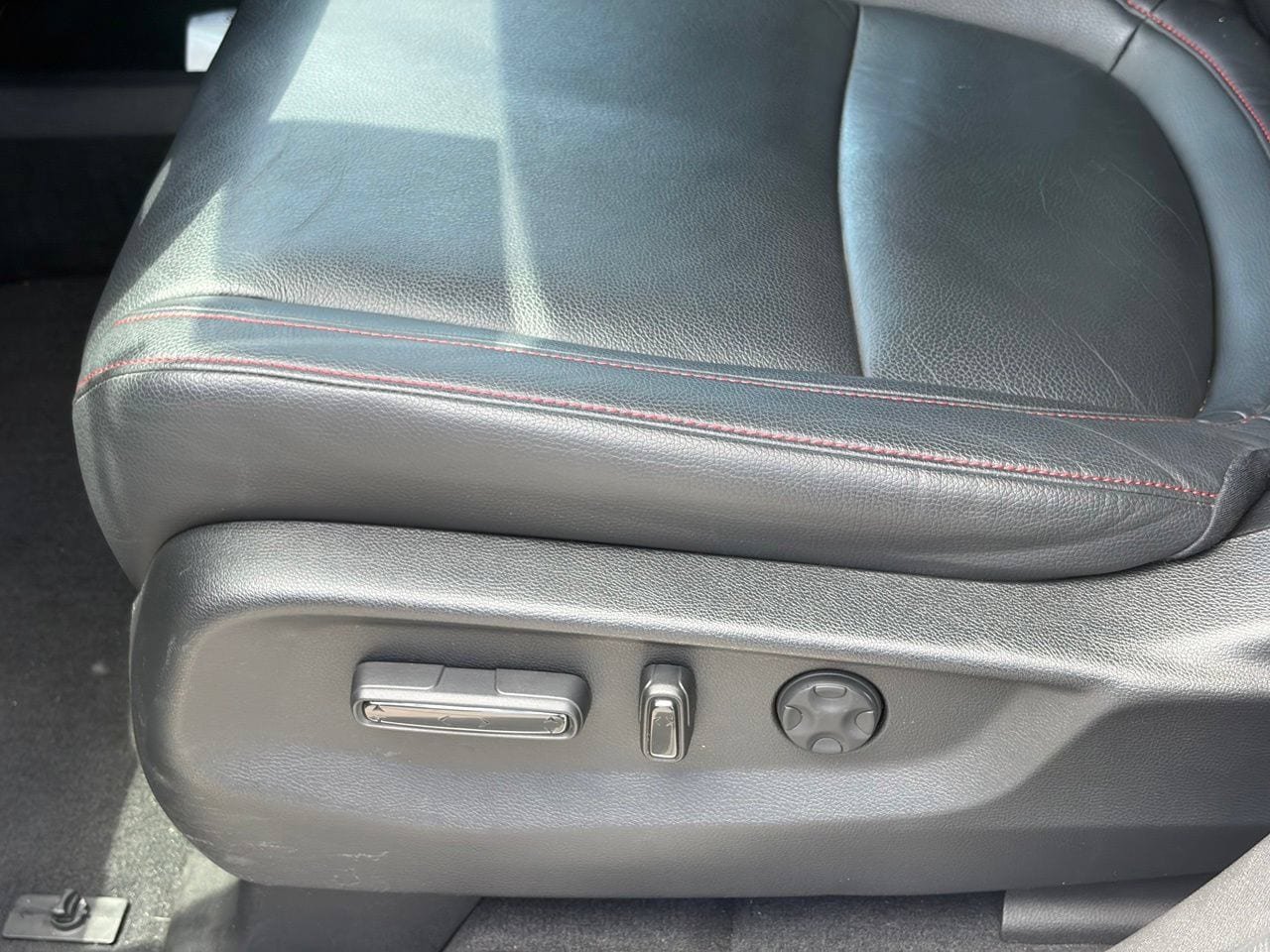 Used 2023 Honda Odyssey Sport image 5