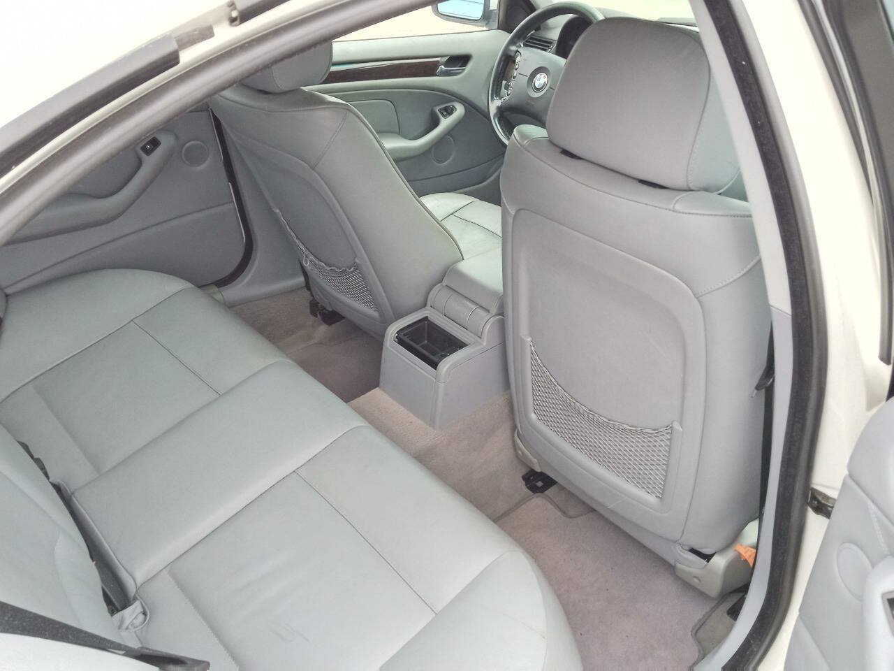 Used 2003 BMW 325i Sedan RWD image 14