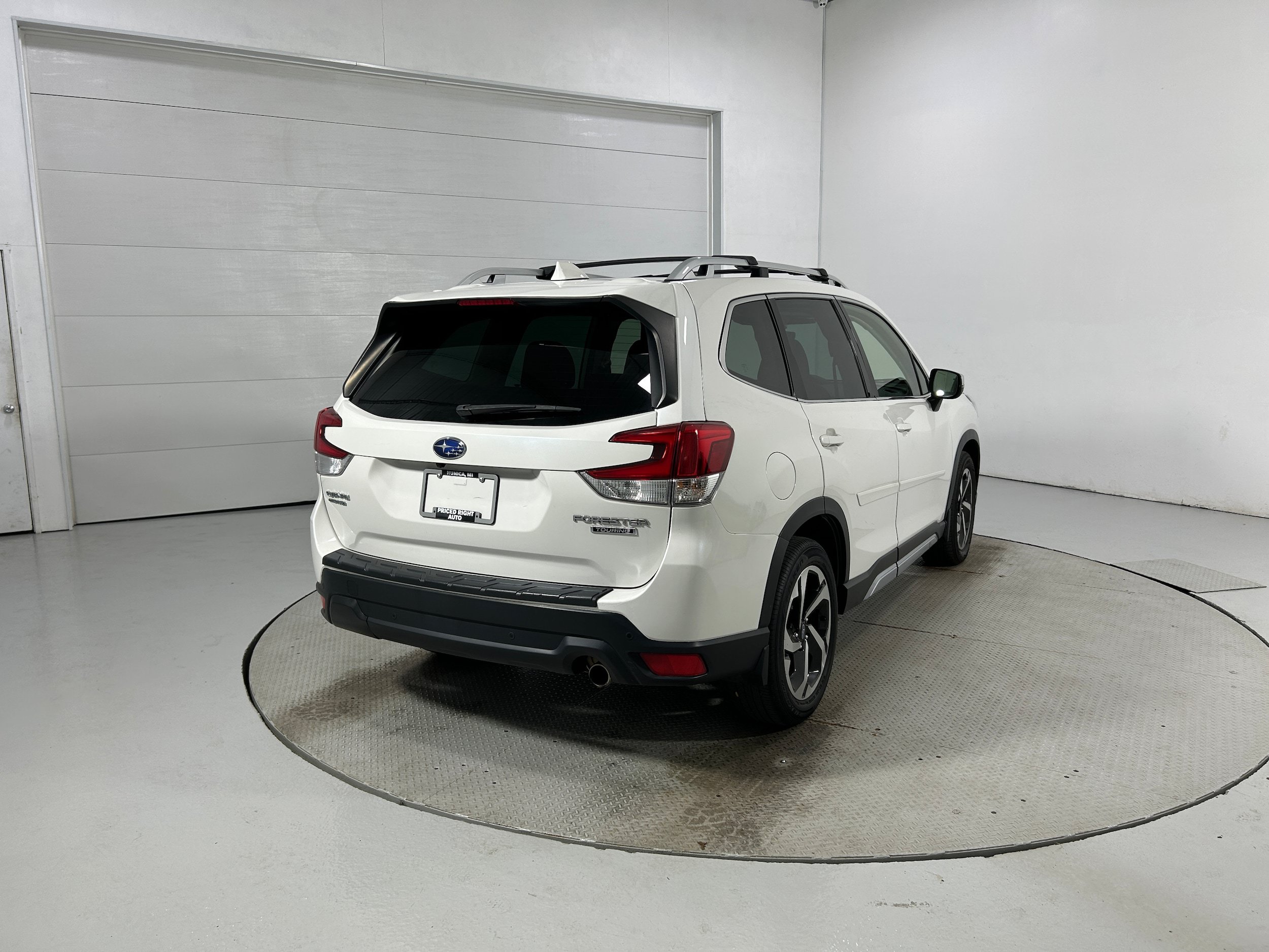 Used 2022 Subaru Forester Touring AWD/4WD image 37