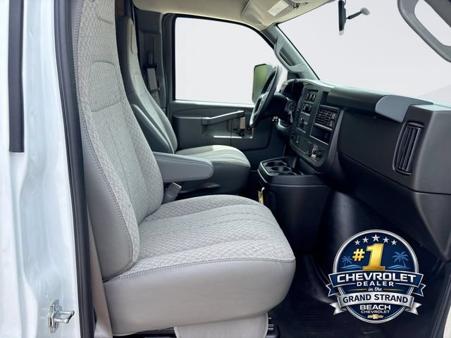 New 2026 Chevrolet Express 4500 w/ Power Convenience Package RWD image 23