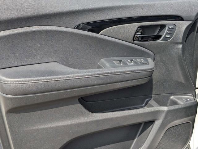 Used 2023 Honda Passport Elite image 5