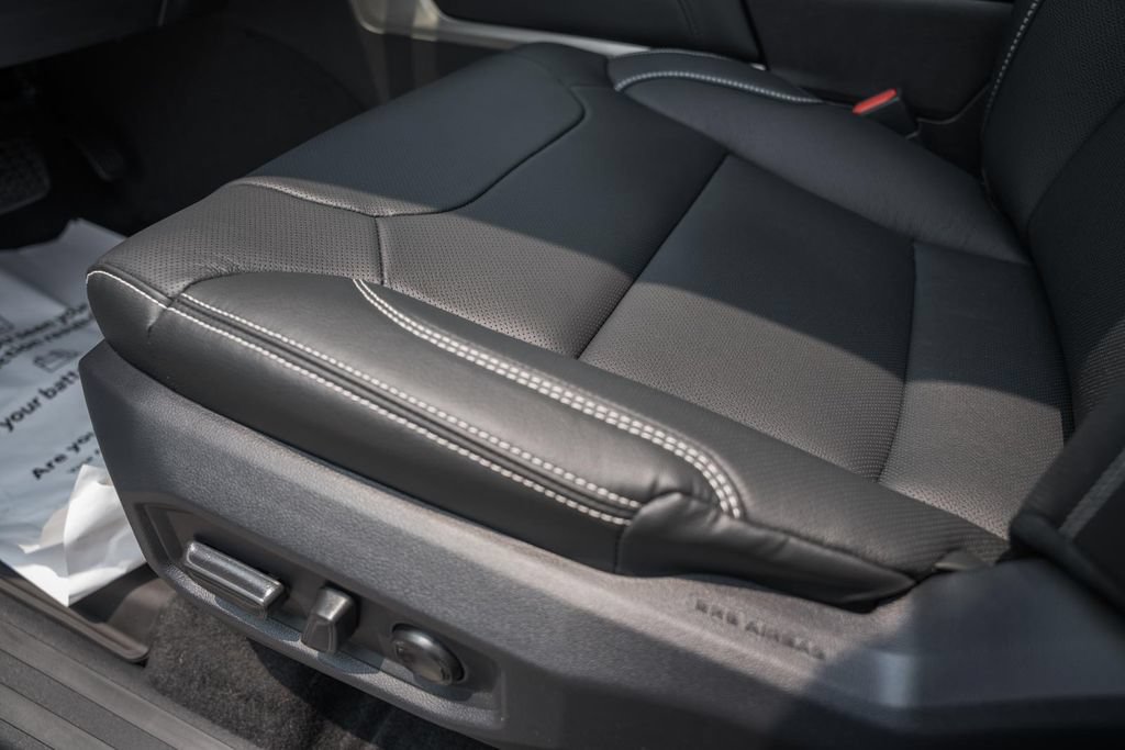 New 2026 Toyota Tundra Limited AWD/4WD image 36