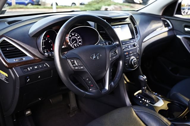 Used 2017 Hyundai Santa Fe Sport FWD image 23