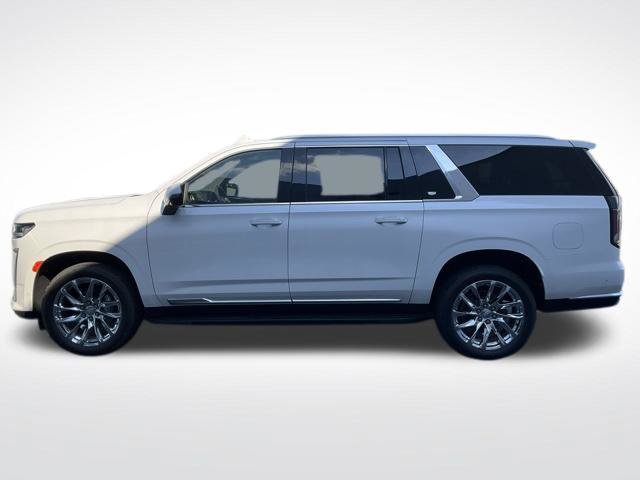 Used 2021 Cadillac Escalade ESV Premium Luxury w/ LPO, Radiant Package AWD/4WD image 4