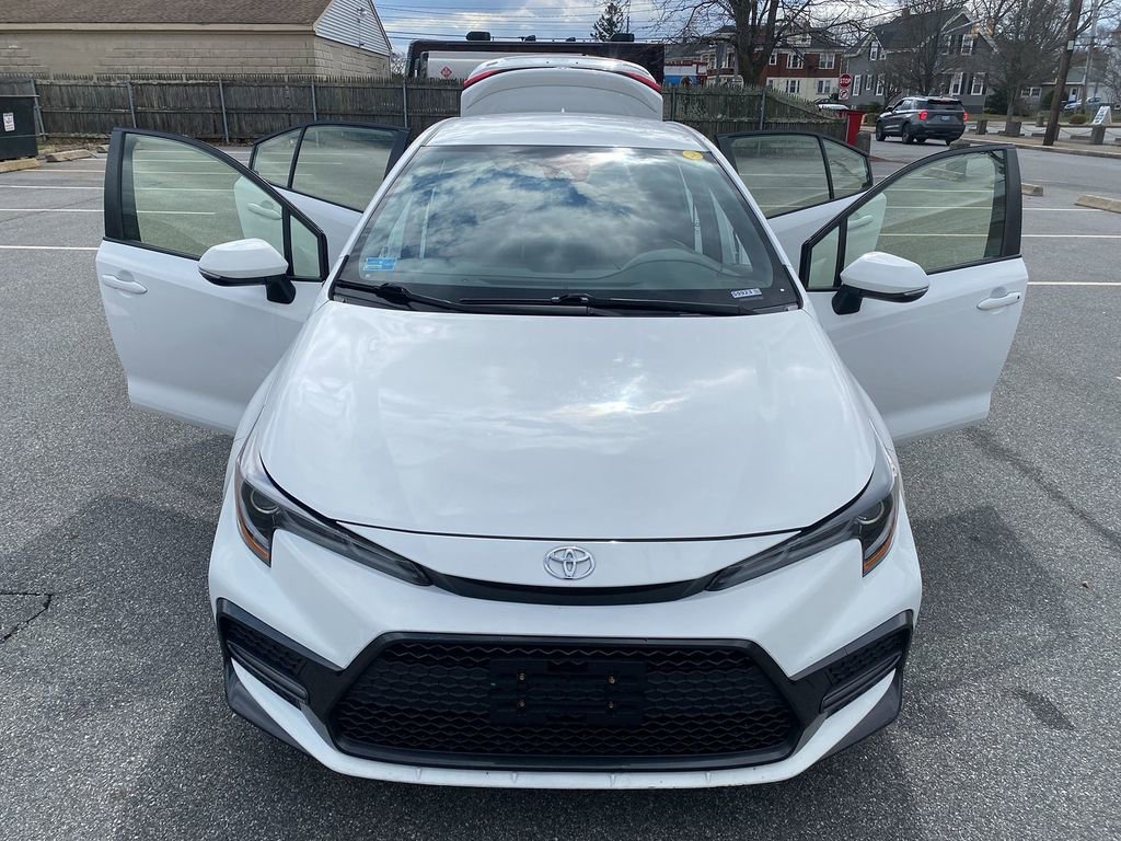 Used 2021 Toyota Corolla SE image 29