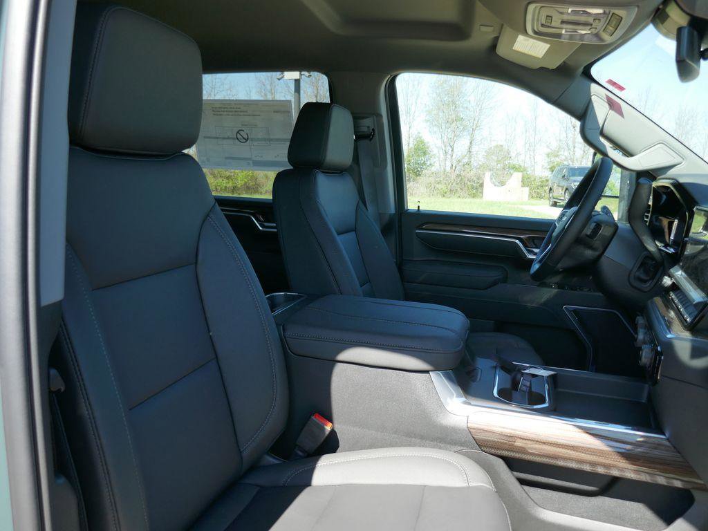 New 2026 Chevrolet Silverado 3500 LT w/ Trail Boss Package AWD/4WD image 11