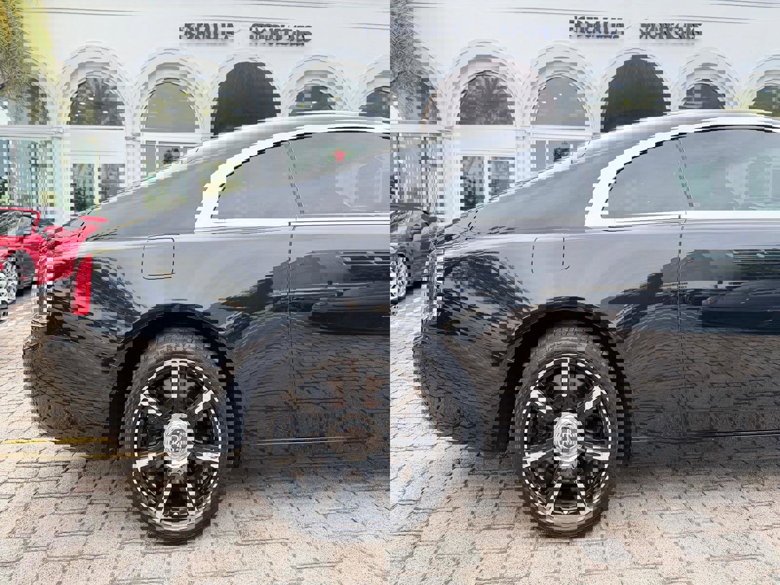 Used 2016 Rolls-Royce Wraith image 23