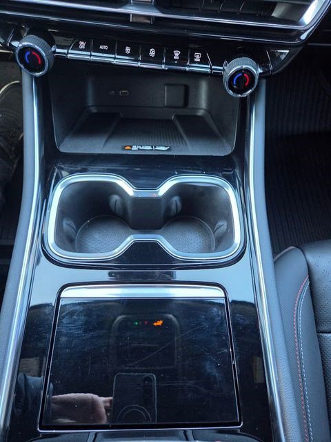 Used 2024 Chevrolet Traverse RS w/ LPO, Floor Liner Package image 26