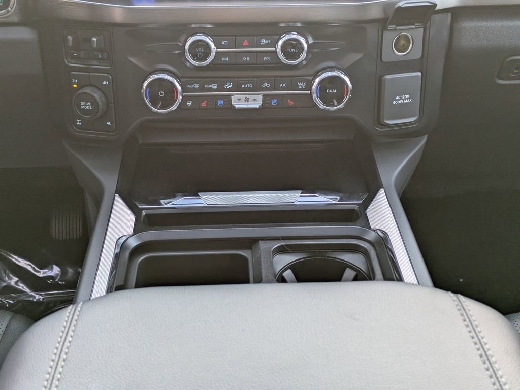 New 2025 Ford F250 Lariat w/ Lariat Ultimate Package image 22