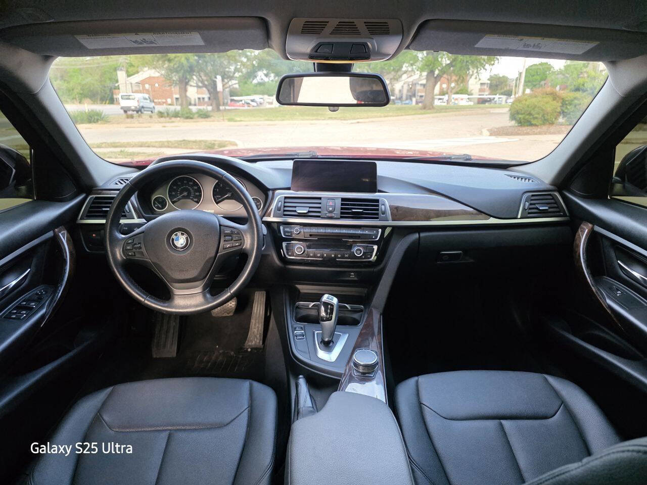 Used 2017 BMW 320i Sedan image 20